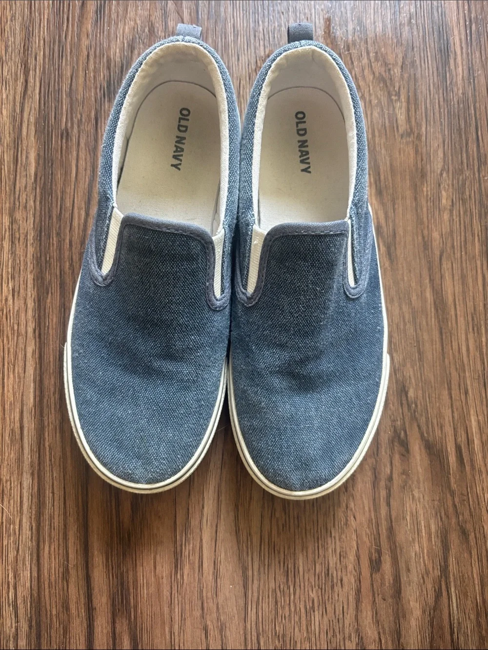 Old Navy Gender-Neutral Chambray Slip-On Sneakers Kids Size 4 Youth Blue Denim 1